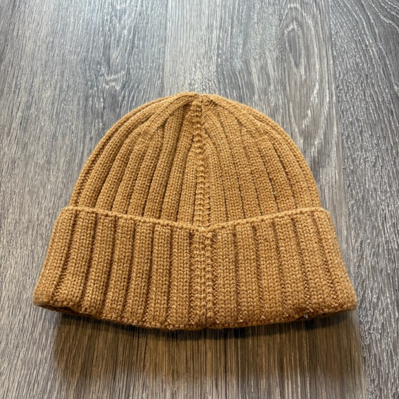 Urban Outfitters Tan Knit Beanie - Picture 2 of 4
